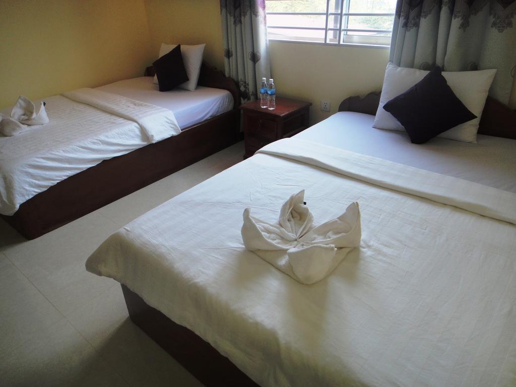 Khemra I Guesthouse Кампот Стая снимка